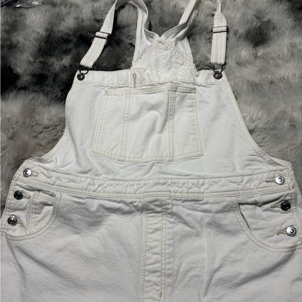 American Eagle Outfitters White overall Shorts